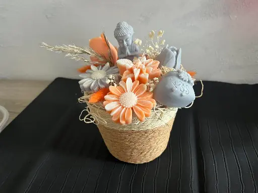 Pot floral parfumé